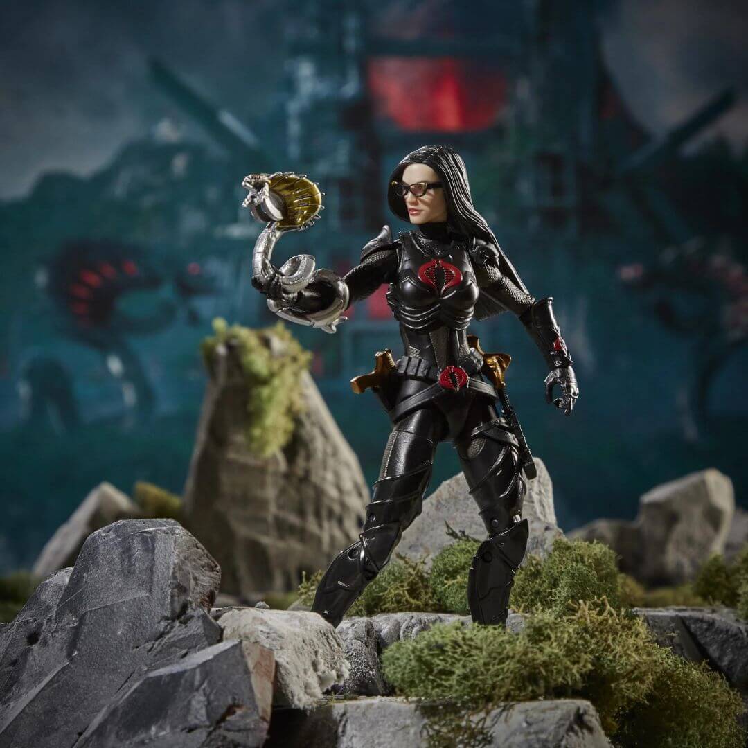Compre o Boneco Articulado G.I. Joe Classified Series da Baroness