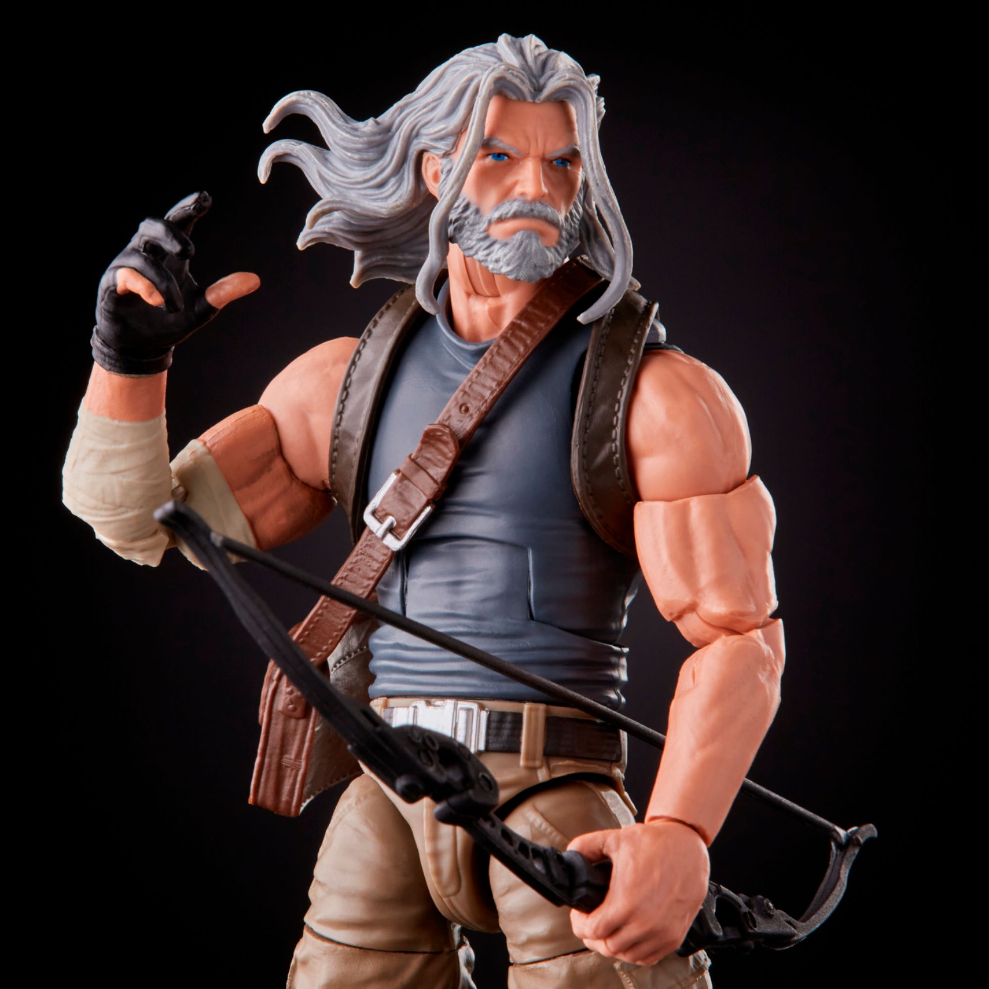 Compre o Action Figure Marvel Legends de Hawkeye e Old Man