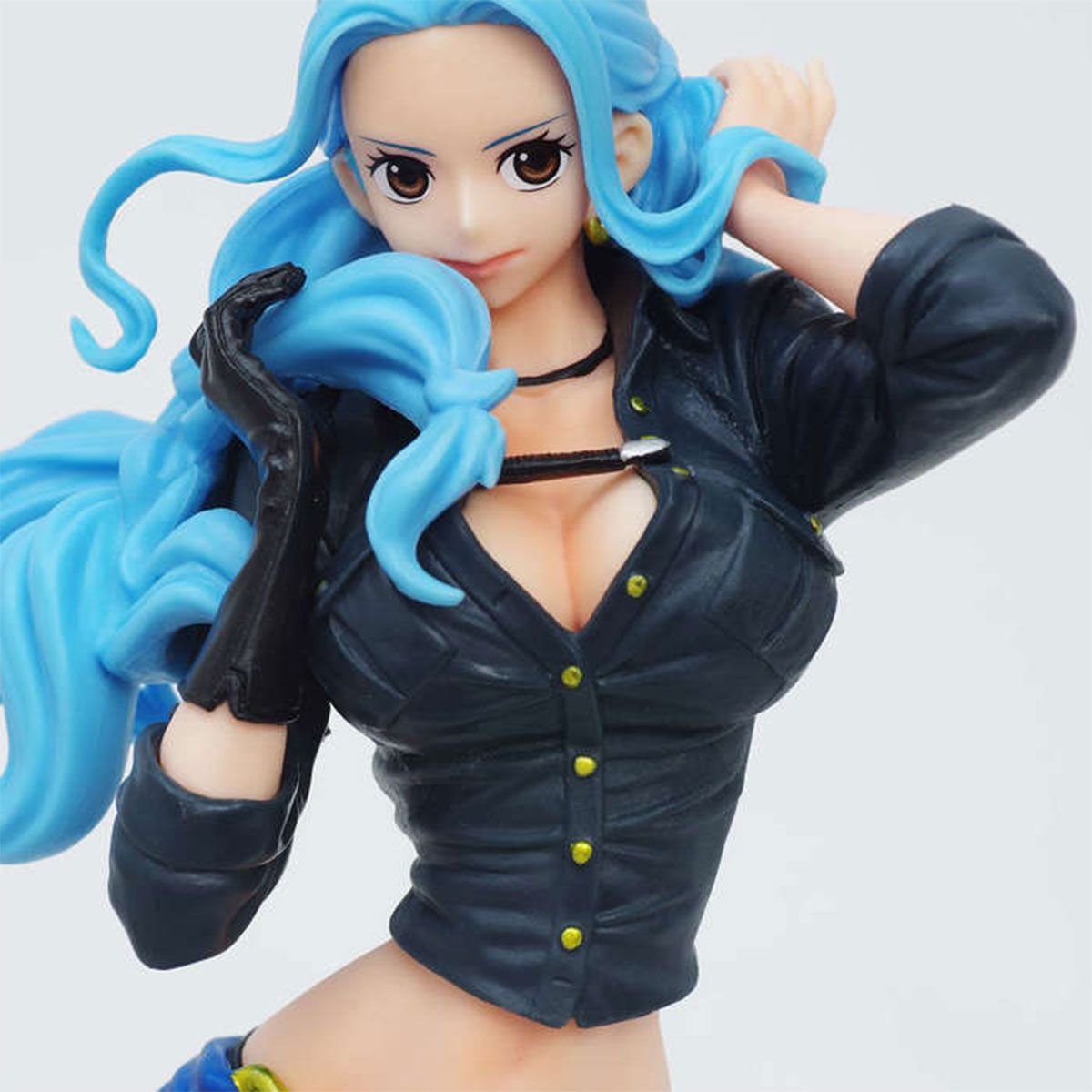 Banpresto One Piece Nefertari Vivi Flag Diamond Ship Code B