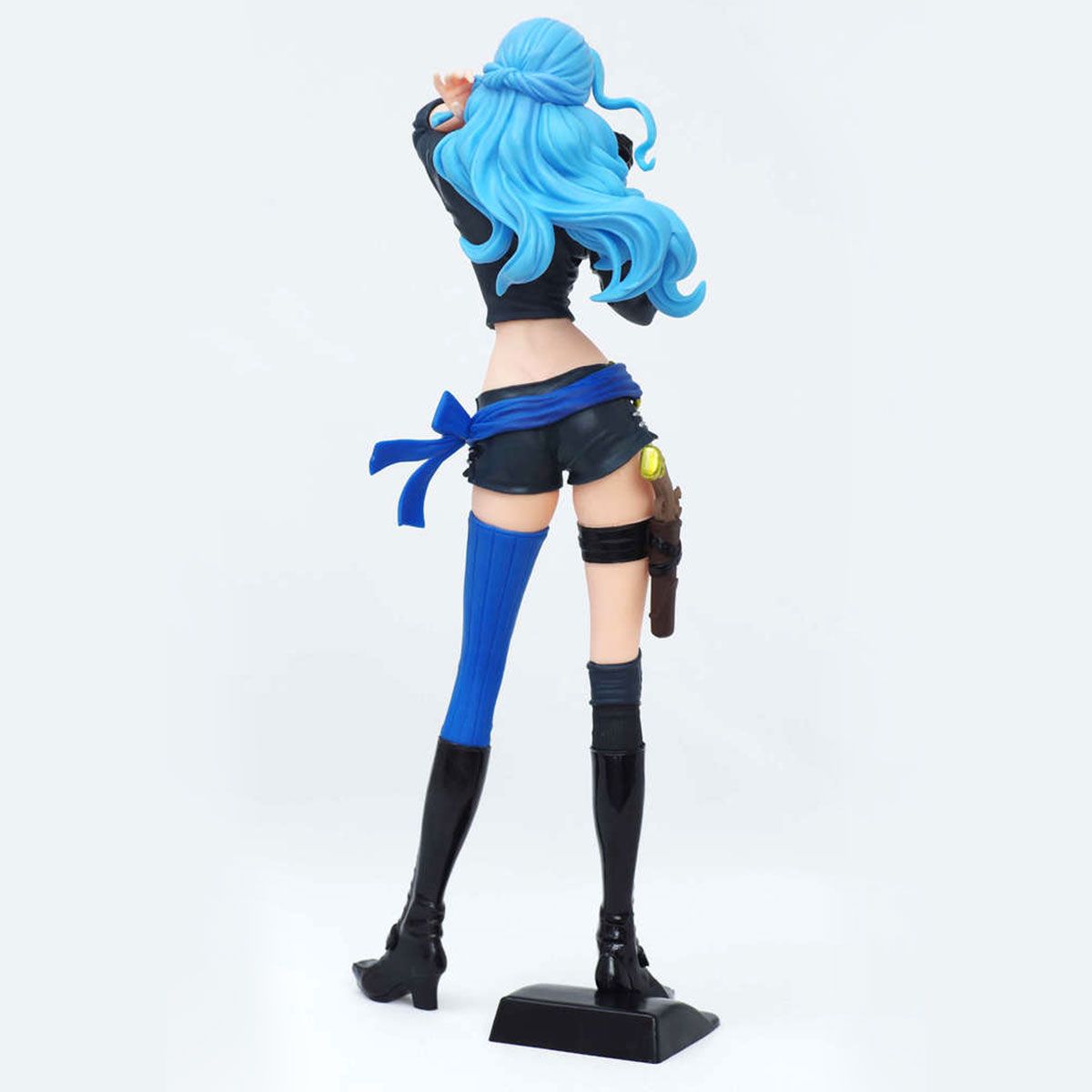 Banpresto One Piece Nefertari Vivi Flag Diamond Ship Code B