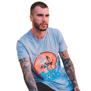 Camiseta Masculina Space Jam Tune Squad Pernalonga e Patolino Manga Curta Oficial